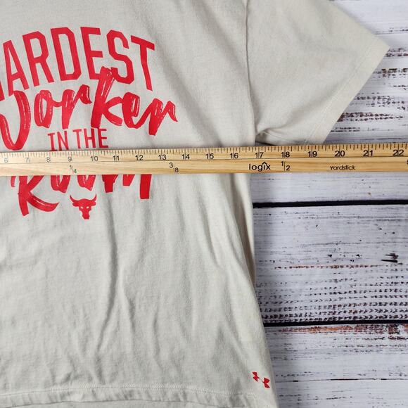 Under Armour Project Rock Women’s T-Shirt XS Beige “Hardest Worker In The Room” - Picture 5 of 7